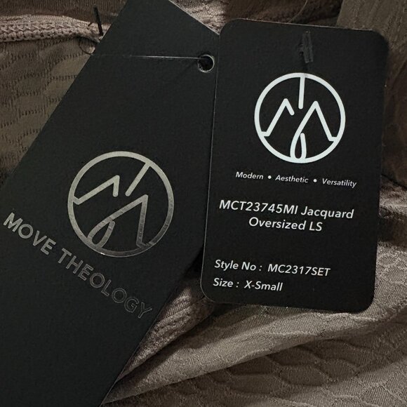 Move Theology Women’s Athletic Long Sleeve Top - Picture 3 of 10